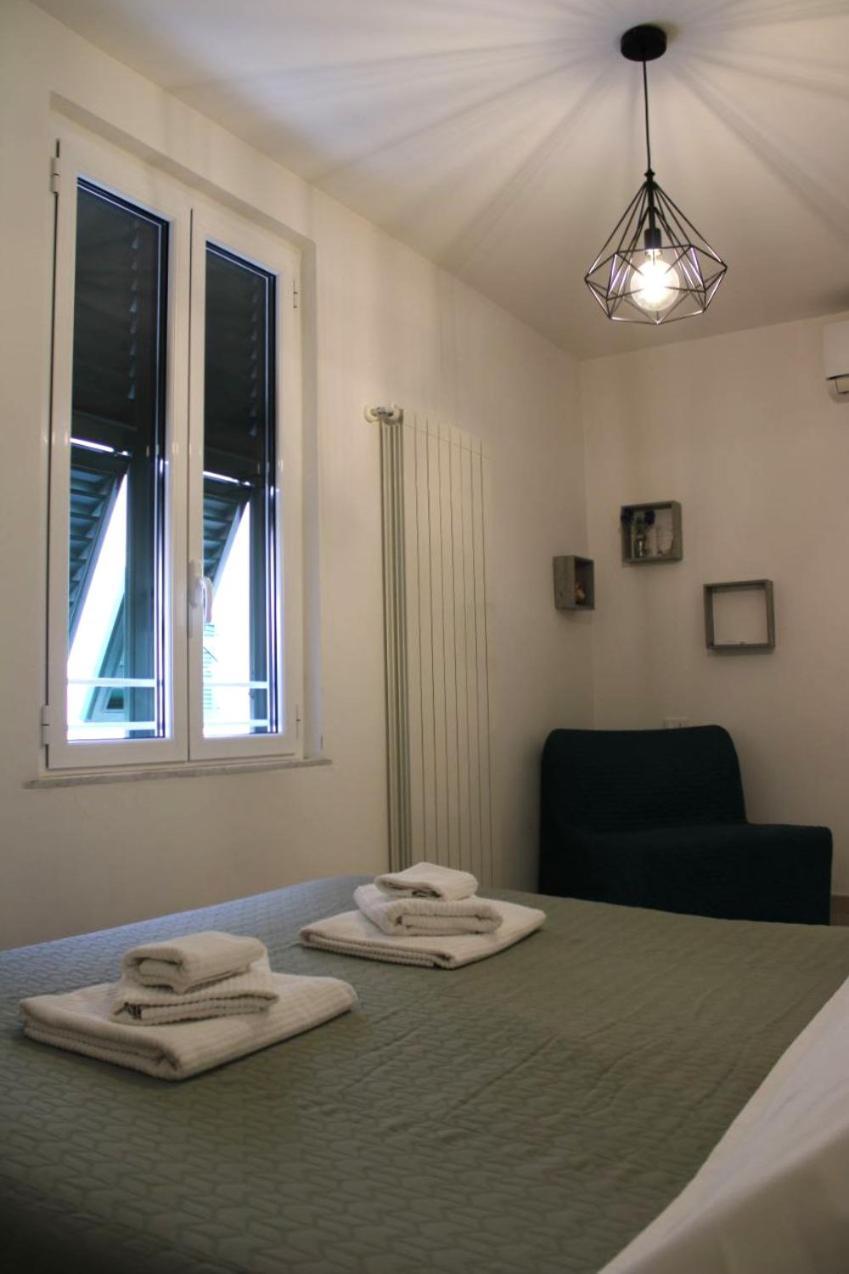 Blackstone Apartment Варацце Екстер'єр фото