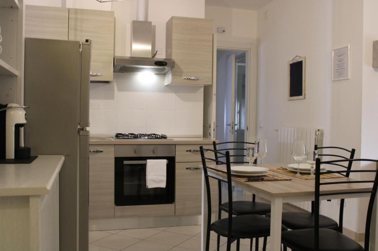 Blackstone Apartment Варацце Екстер'єр фото
